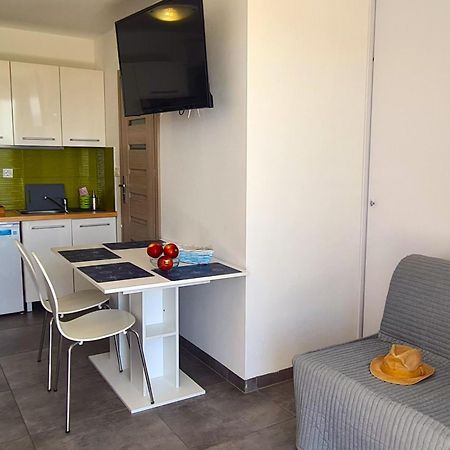 Apartmani Dalmacjia Grebaštica エクステリア 写真