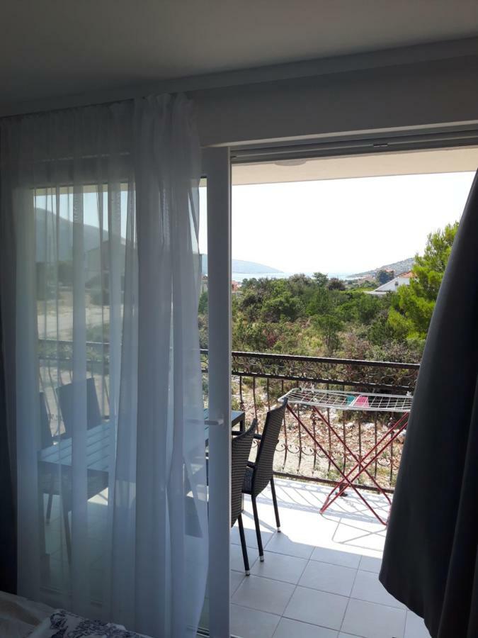 Apartmani Dalmacjia Grebaštica エクステリア 写真