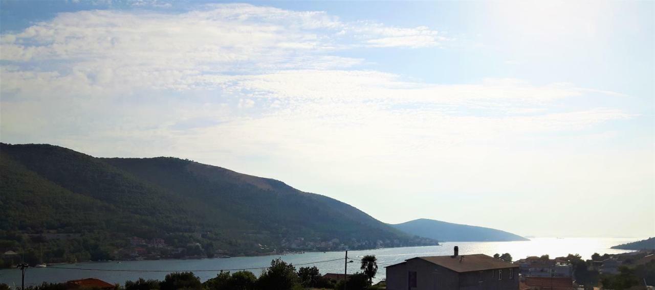 Apartmani Dalmacjia Grebaštica エクステリア 写真