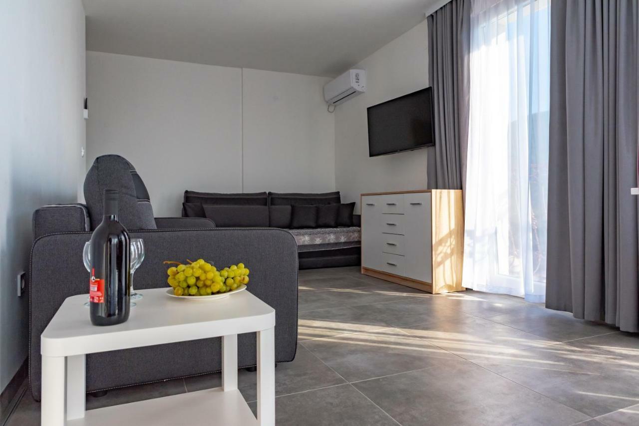 Apartmani Dalmacjia Grebaštica エクステリア 写真