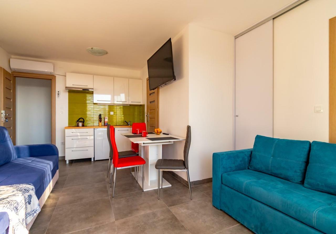 Apartmani Dalmacjia Grebaštica エクステリア 写真