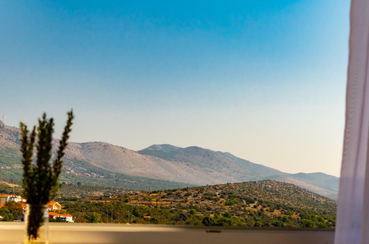 Apartmani Dalmacjia Grebaštica エクステリア 写真