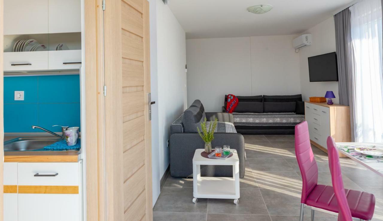 Apartmani Dalmacjia Grebaštica エクステリア 写真