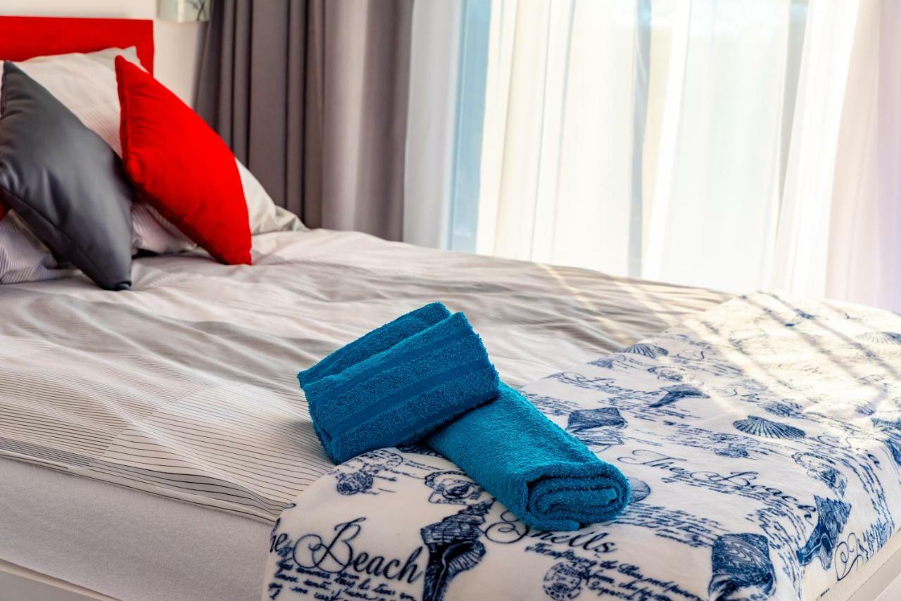 Apartmani Dalmacjia Grebaštica エクステリア 写真
