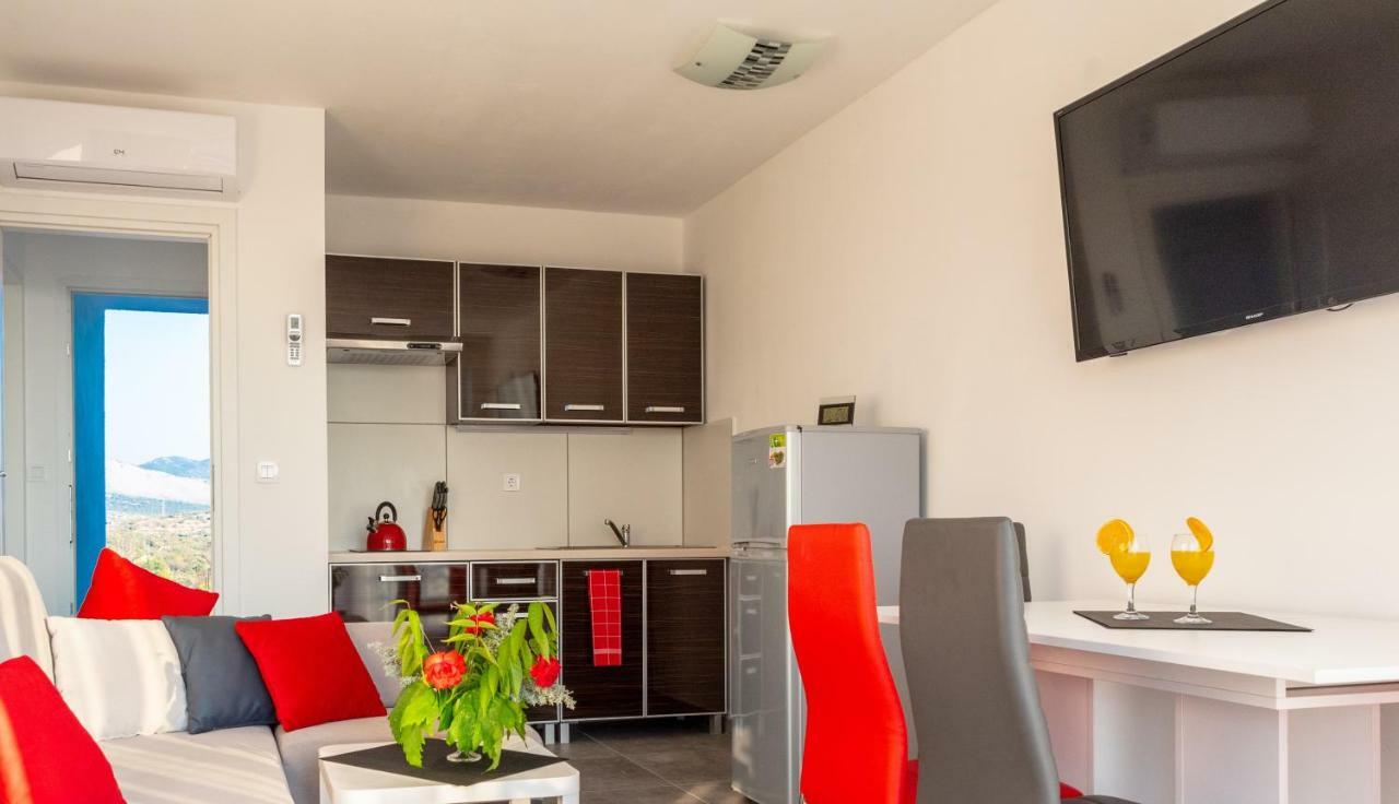 Apartmani Dalmacjia Grebaštica エクステリア 写真