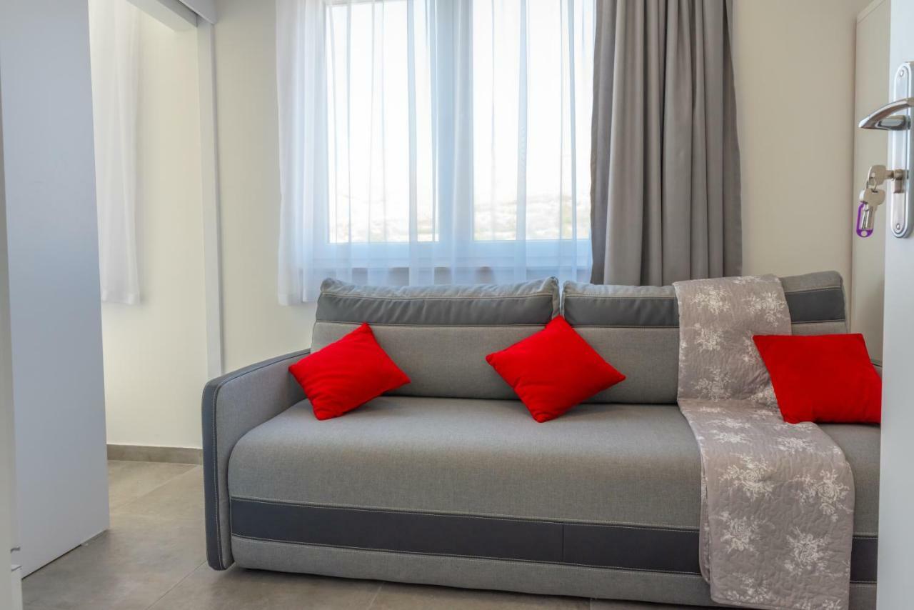 Apartmani Dalmacjia Grebaštica エクステリア 写真