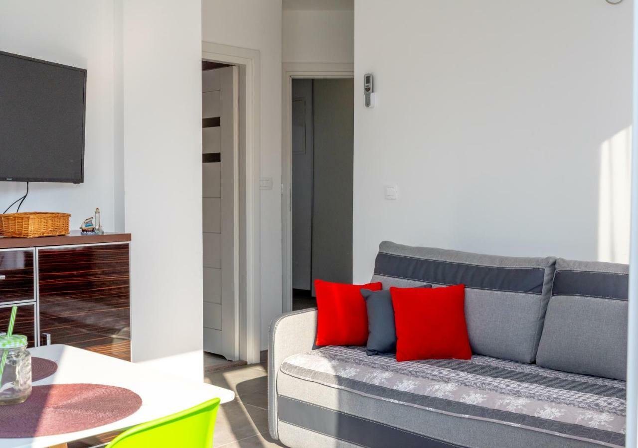Apartmani Dalmacjia Grebaštica エクステリア 写真