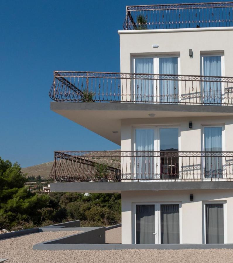 Apartmani Dalmacjia Grebaštica エクステリア 写真